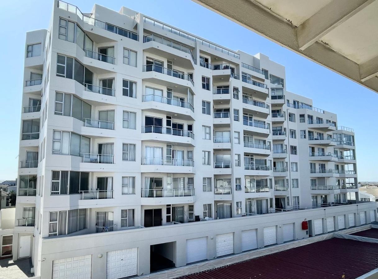 Nautica, Blouberg *